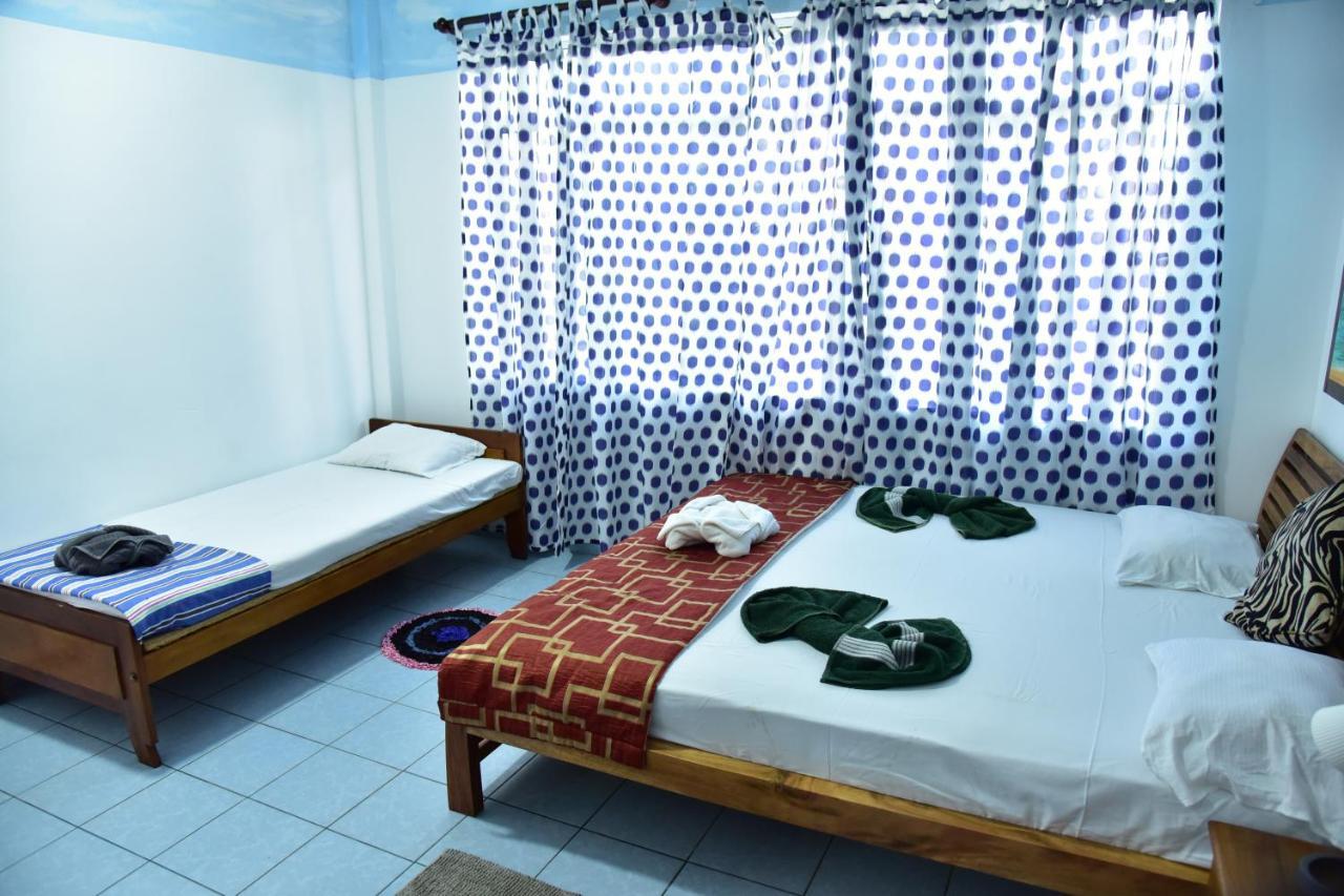 Hotel Happy Tuna Hikkaduwa Extérieur photo