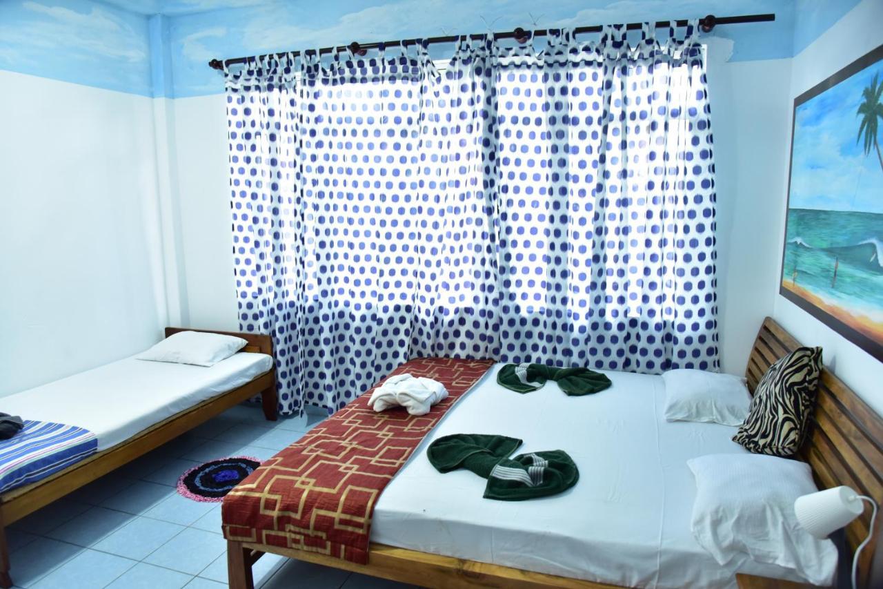 Hotel Happy Tuna Hikkaduwa Extérieur photo
