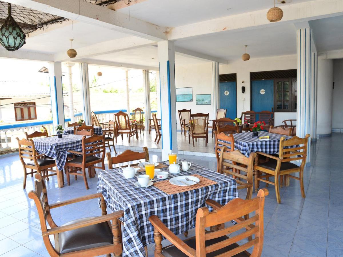 Hotel Happy Tuna Hikkaduwa Extérieur photo