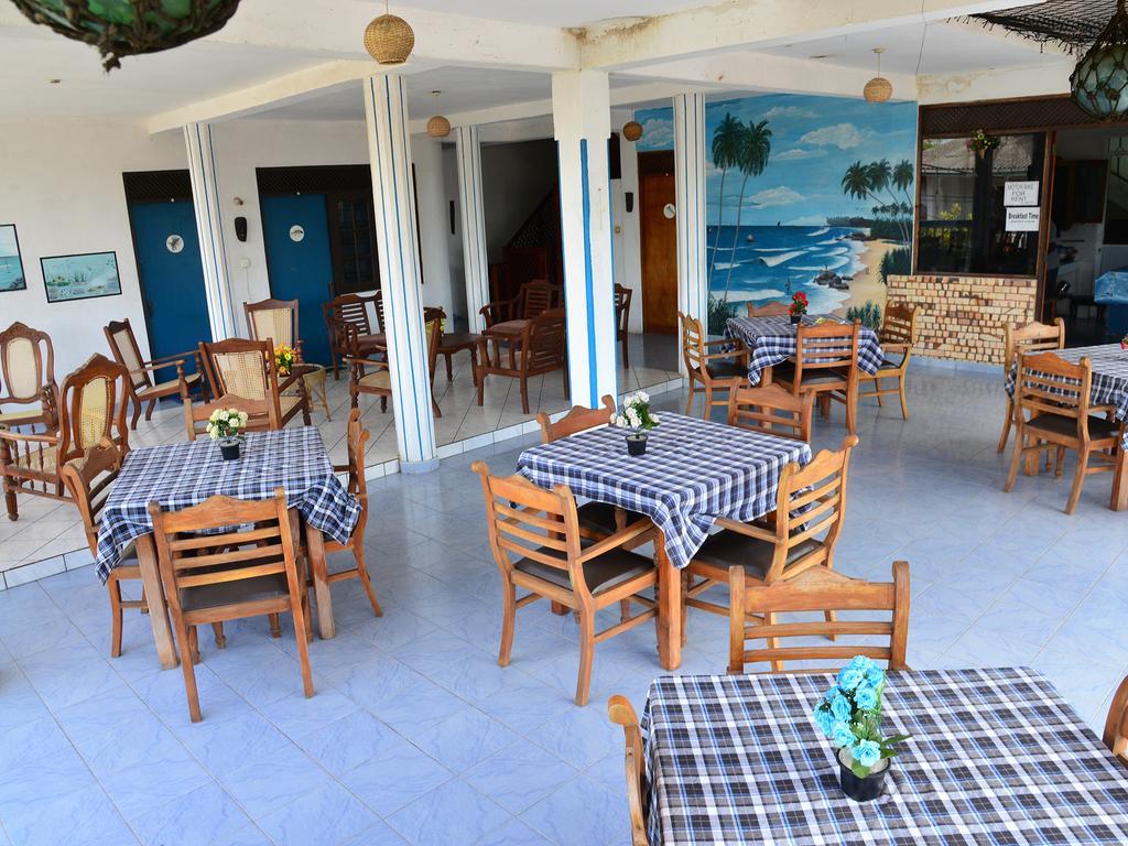 Hotel Happy Tuna Hikkaduwa Extérieur photo