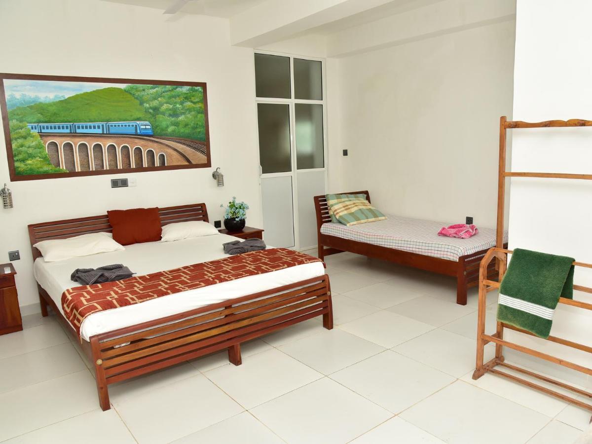 Hotel Happy Tuna Hikkaduwa Extérieur photo